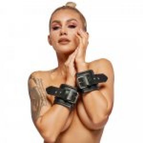 RETENCION MUÑECAS DE CUERO ZADO BDSM