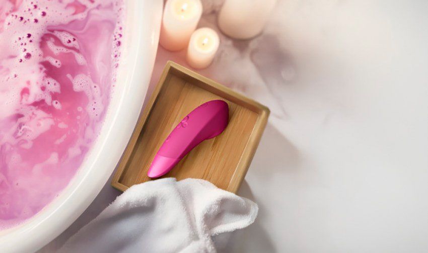 WOMANIZER ENHANCE VIBRANT PINK